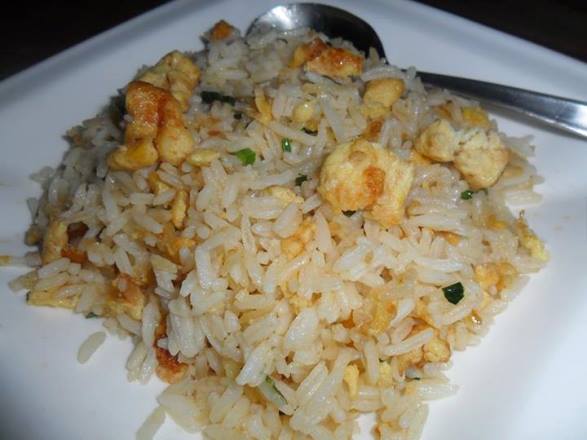 Gebakken rijst (Bhoedjel bhaat)